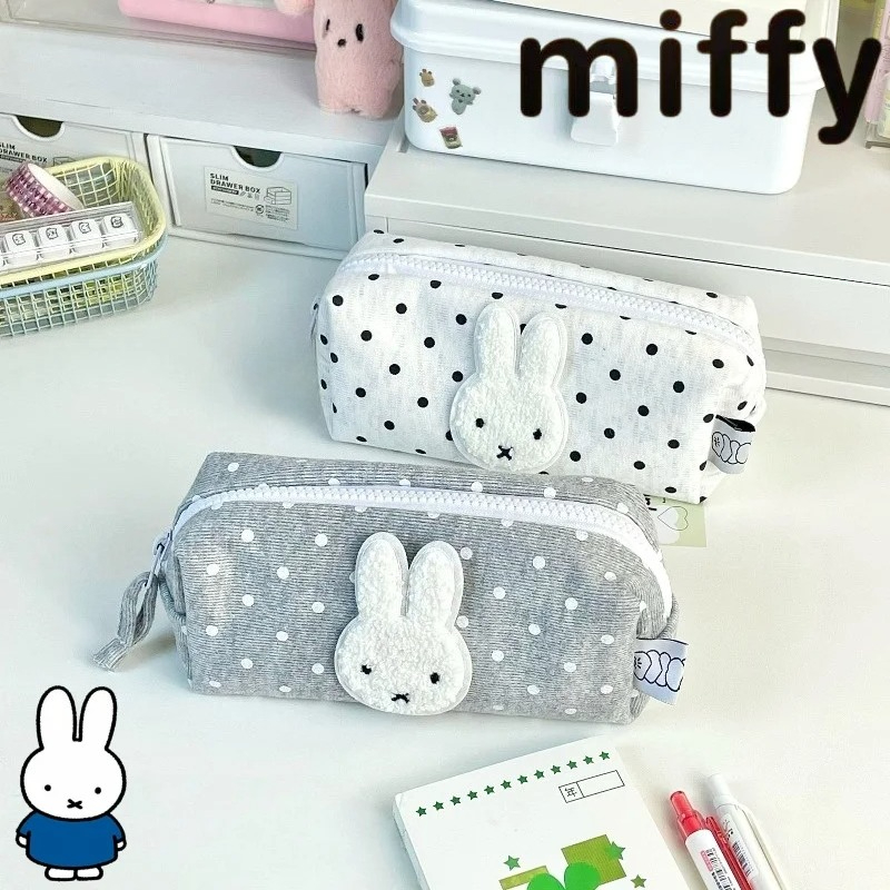 Pencil Case Large - Piórnik z motywem króliczka Miffy, uroczy,